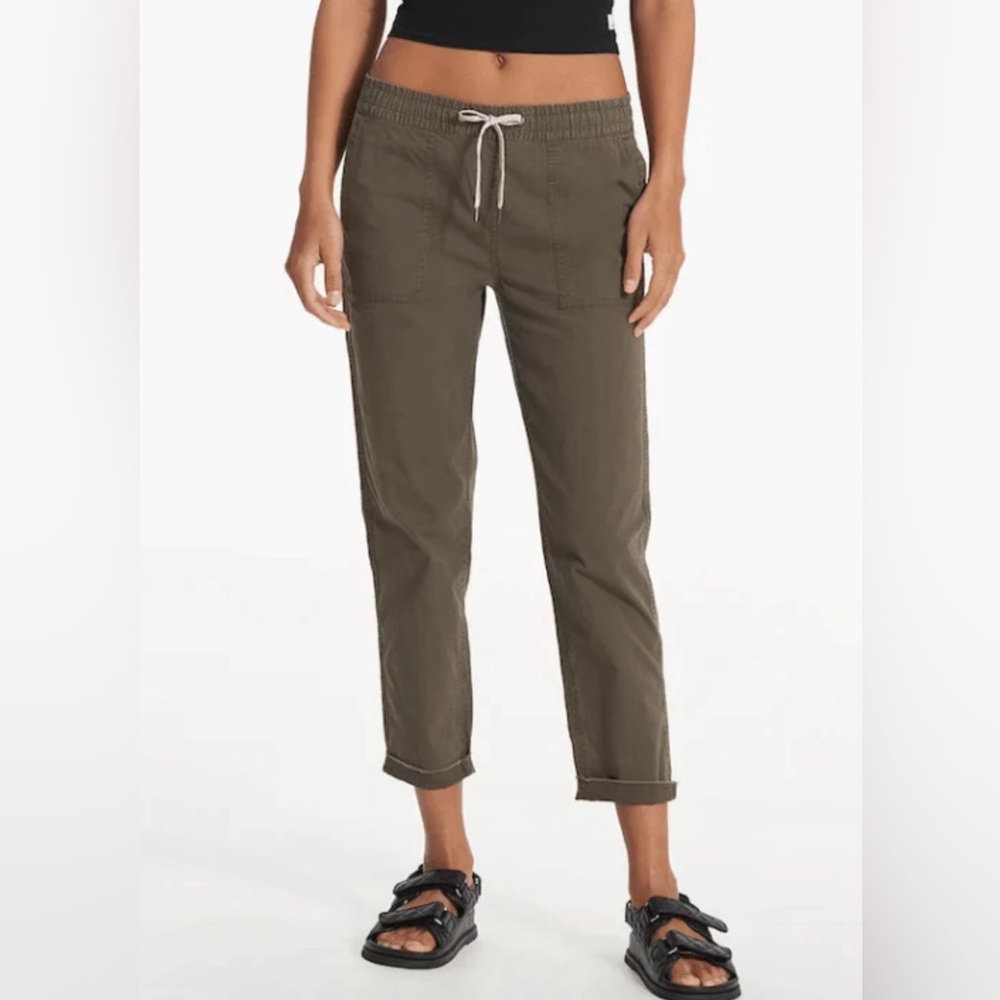 NWT Vuori ripstop pants